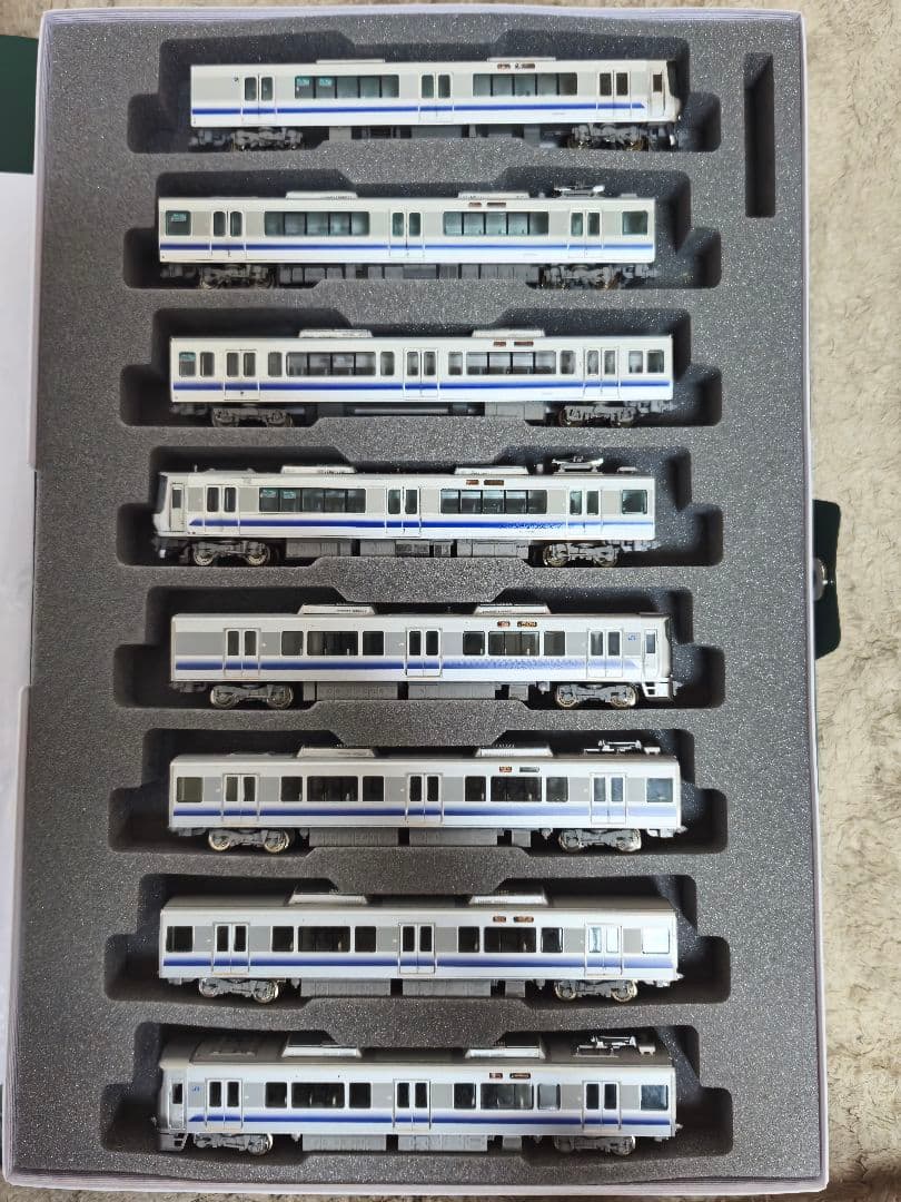 マイクロエース 223系2500番台+TOMIX 225系5000番台8両セット