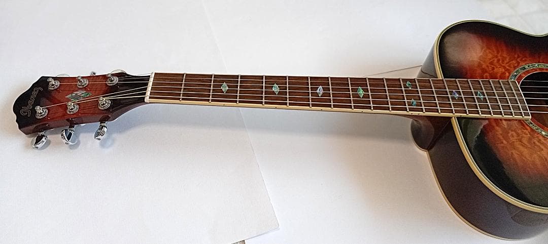 値下！キルテッド・メイプル top Ibanez エレアコ wギタースタンド