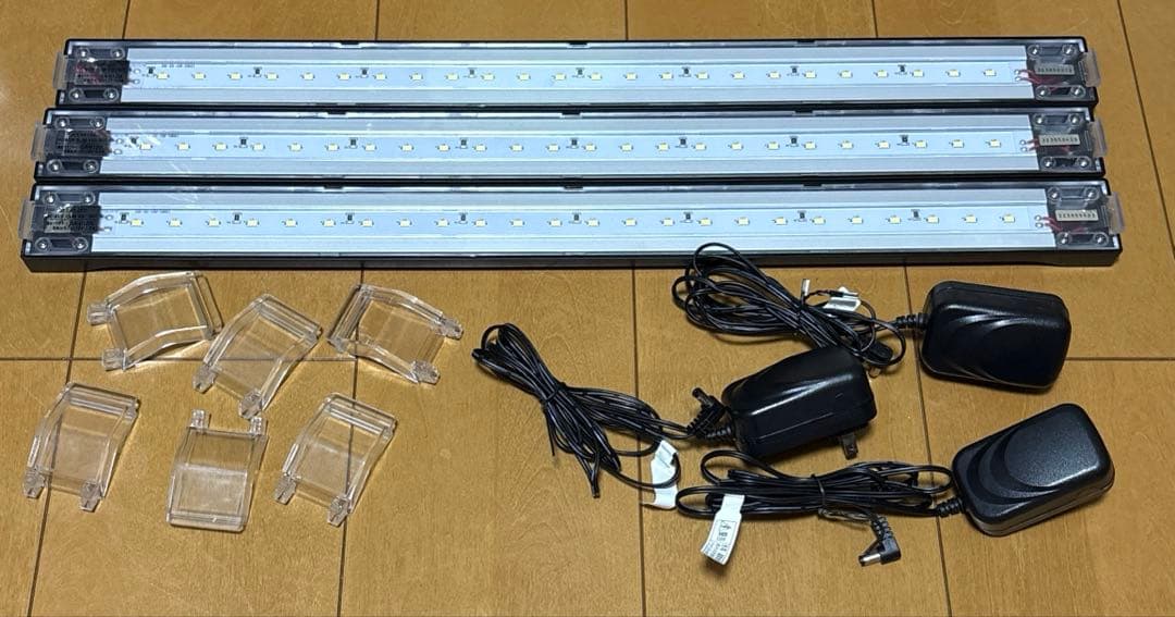 GEX60センチ水槽LEDライト　白色1色　3個セット