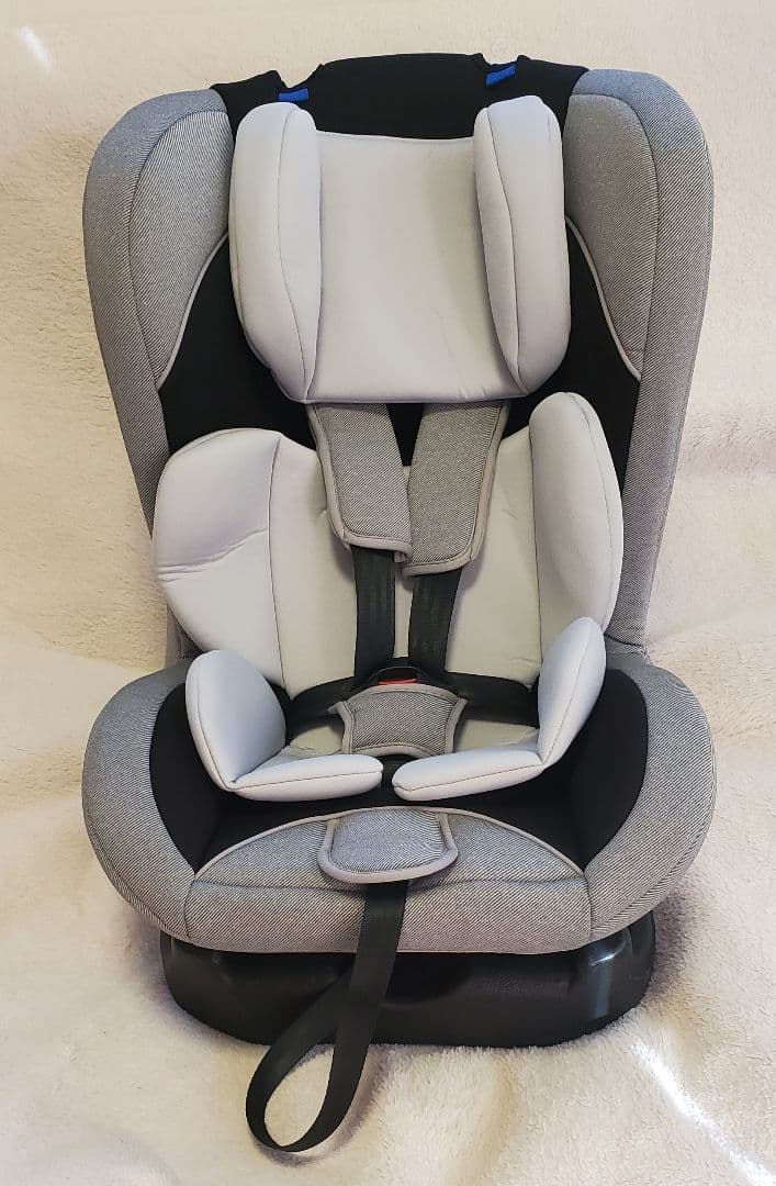 ニ*モ様 【新品同様】チャイルドシート アイリスプラザ シートベルト固定 新生児