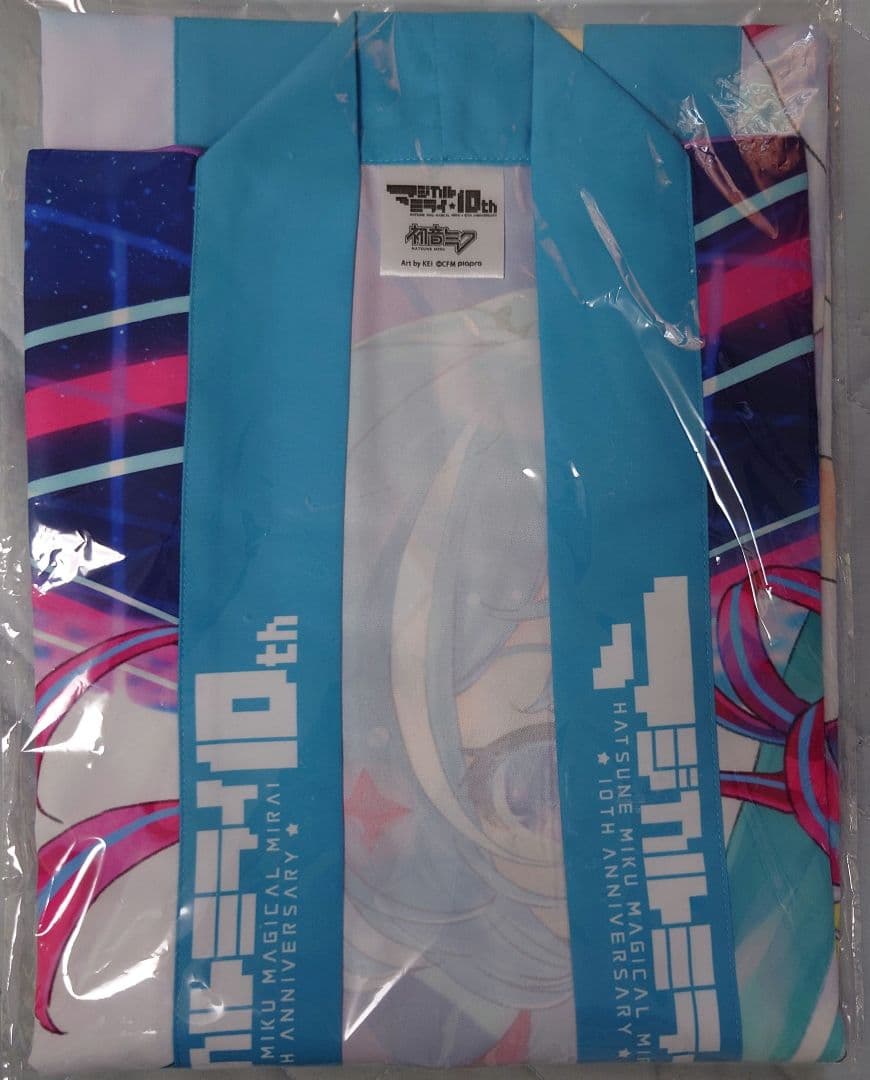 【新品未開封品】マジカルミライ10th フルグラフィック メインビジュアルハッピ