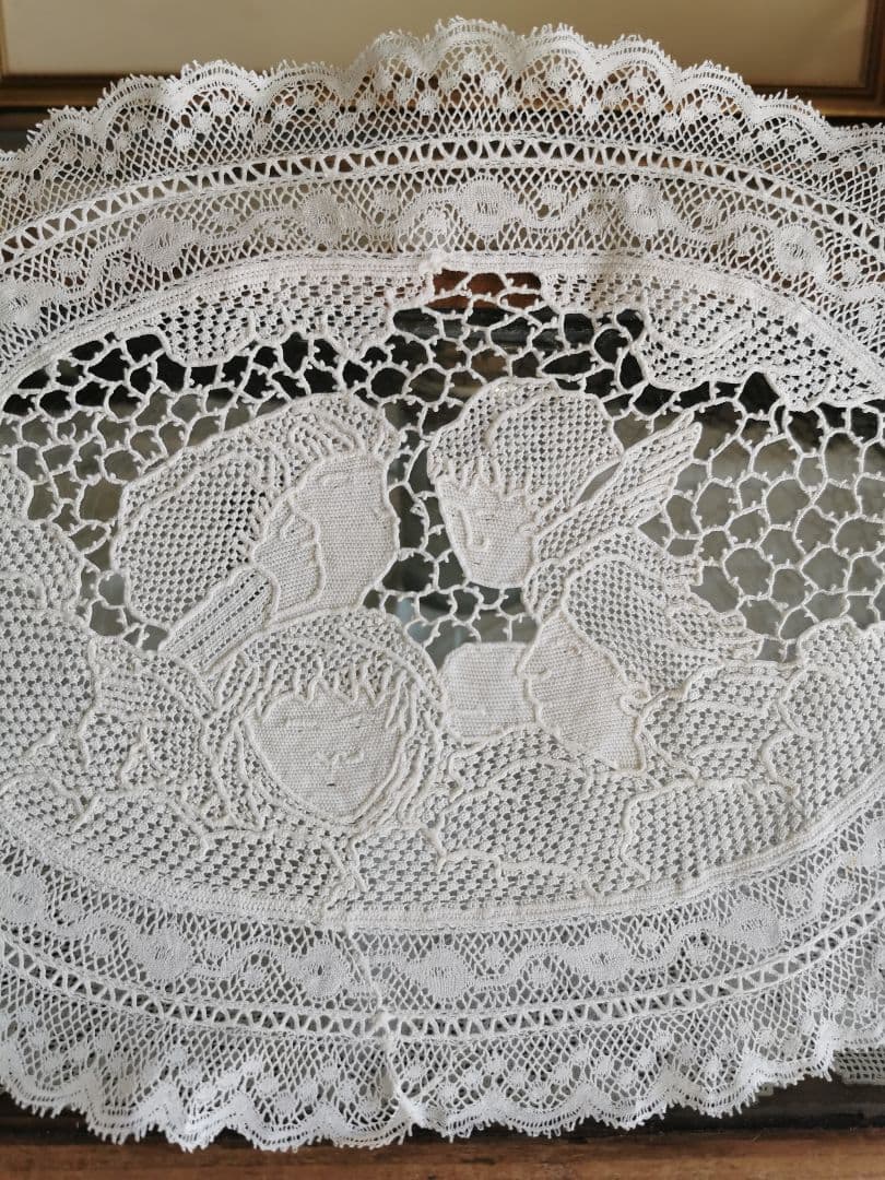アンティーク ポワンドヴェニス ５人の天使のニードルワーク 手刺繍レースドイリー