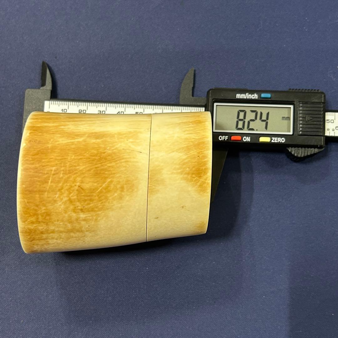 象牙風 ハンコ置き 印鑑置 総重量331.2g 縦約82.4㎜ 横約60-66㎜