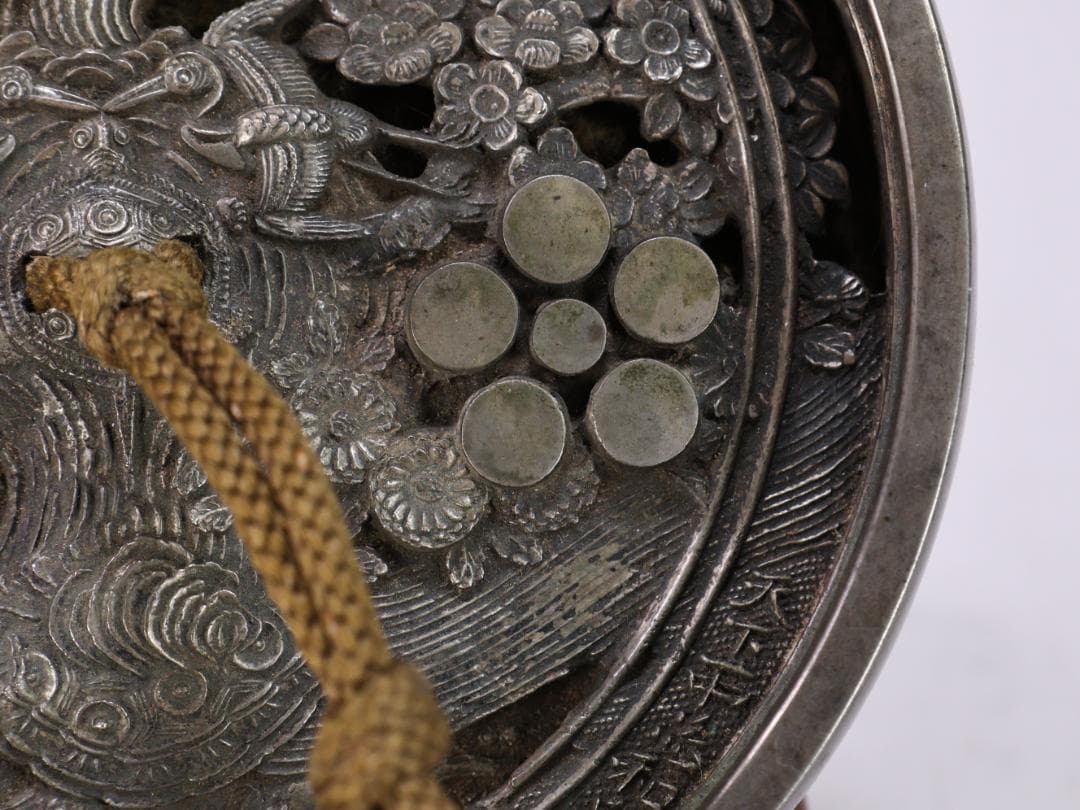 前田家伝来　江戸期　天下一中嶋和泉守貞次作　松竹梅五曜玄武紋様　古鏡　蒔絵共箱