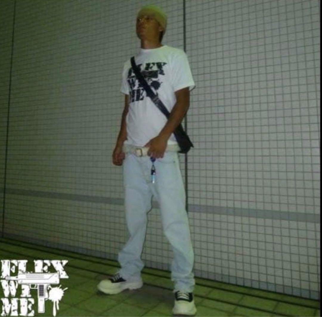 flexwitme Tシャツ DAB着用