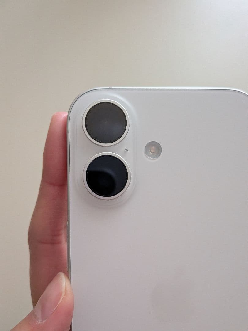 Apple iPhone 16 128GB ホワイト