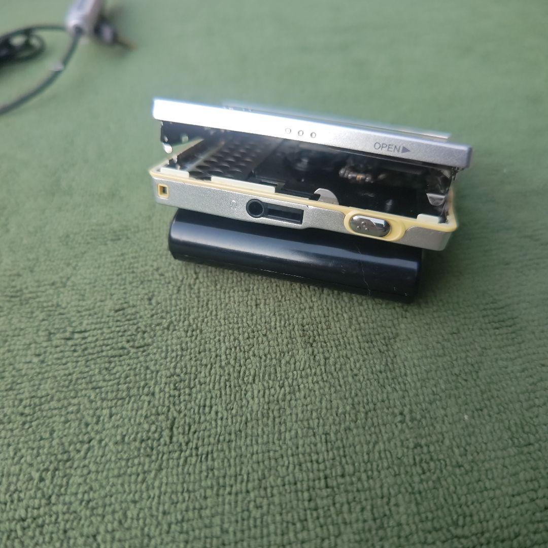 SONY MDウォークマン MZ-E720本体、液晶リモコン付き 乾電池用充電器