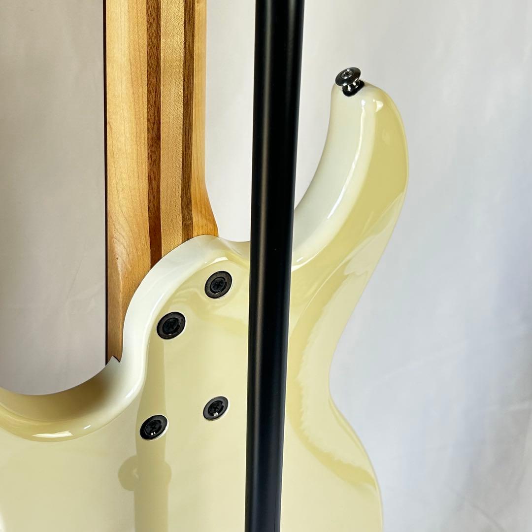 YAMAHA BB424 エレキベース ヴィンテージホワイト