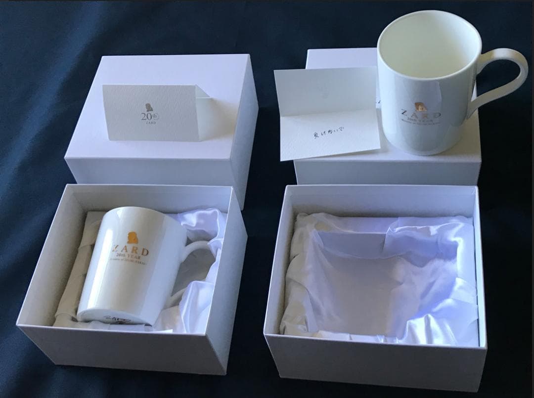 ★ZARD　坂井泉水　マグカップ「負けないで　2個」