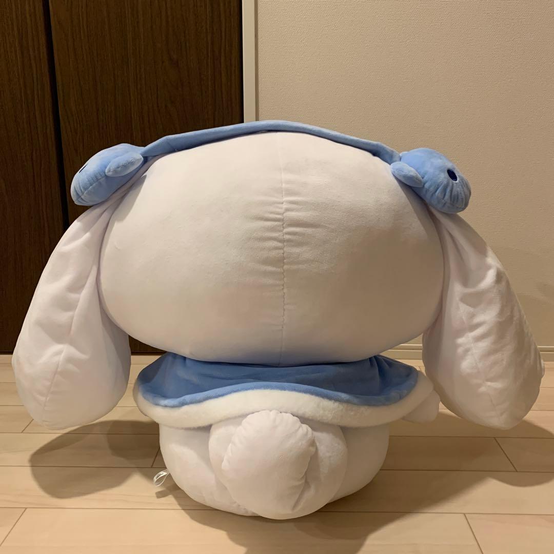 シナモロール　ビッグぬいぐるみ