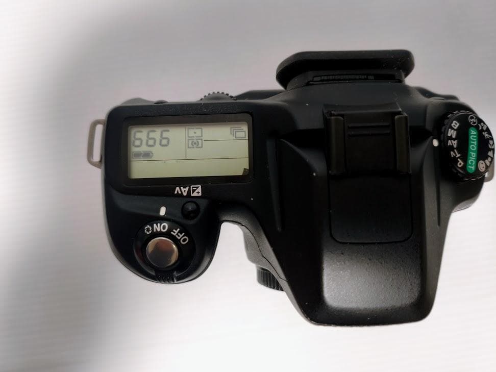 【内蔵電池交換、スプリットFS】PENTAX ist DS2