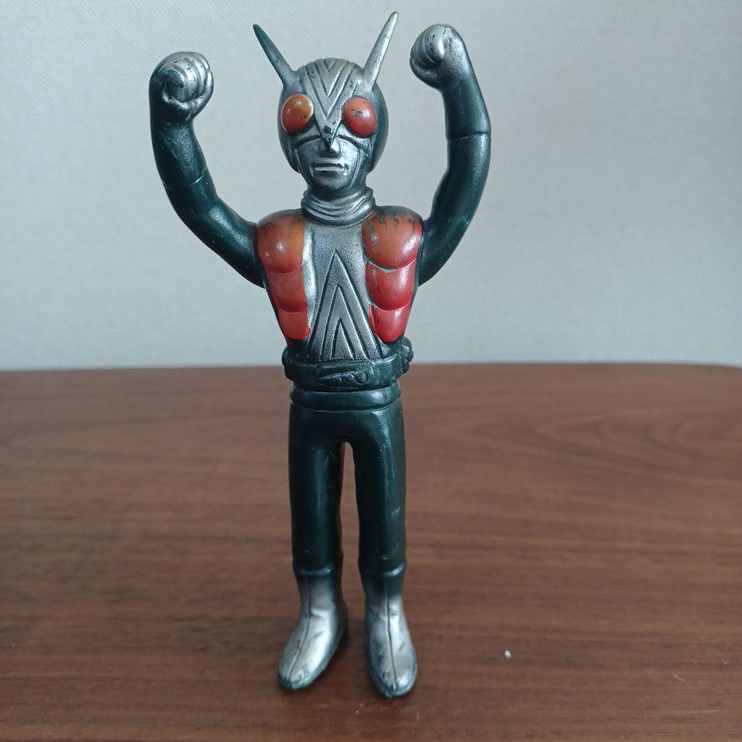 無版権　パチもの　「ライダーマン」風の鉄紺色の希少ソフビ フィギュア