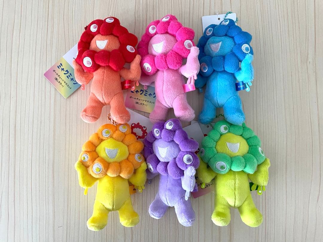 推しカラーミャクミャク　マスコットキーチェーン　6体セット