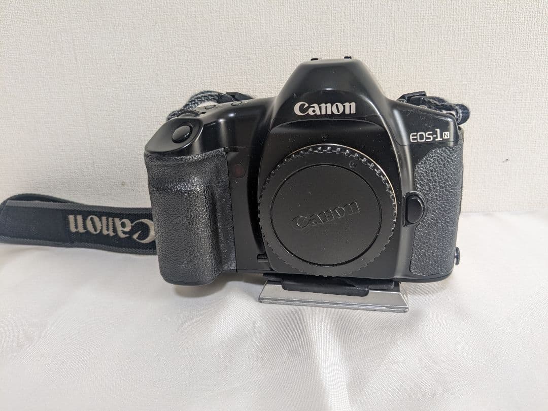 【ジャンク品】 Canon EOS-1N ボディ 一眼レフカメラ