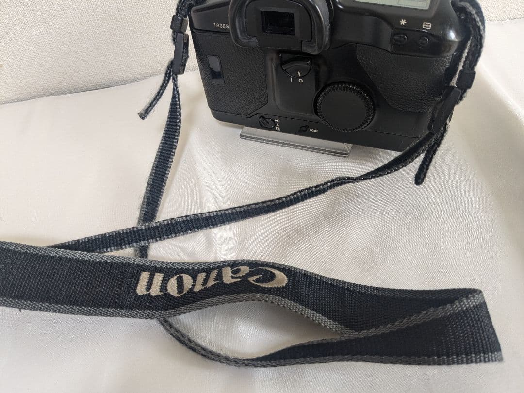 【ジャンク品】 Canon EOS-1N ボディ 一眼レフカメラ