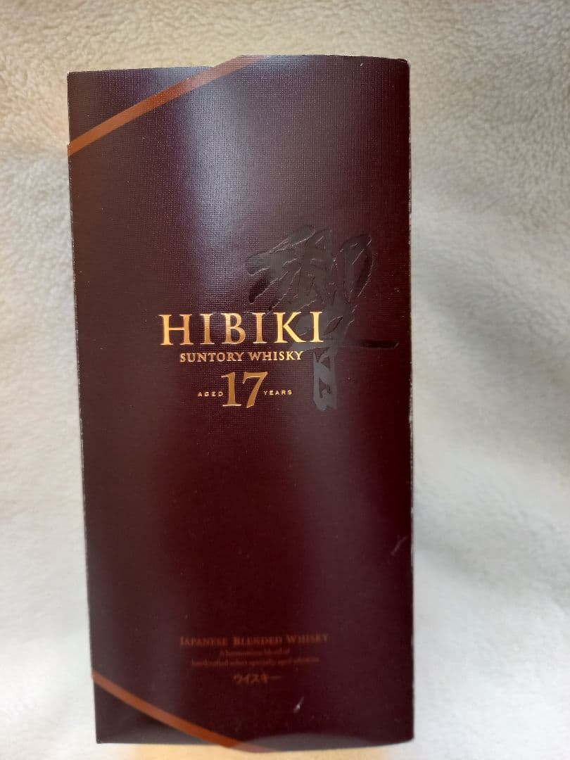 響 17年 ウイスキー 700ml