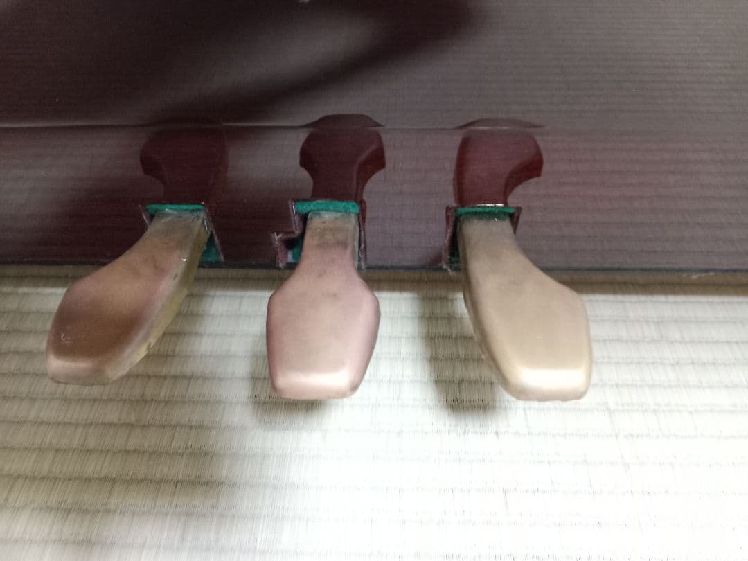 ワインバーグピアノ ベンチ付き