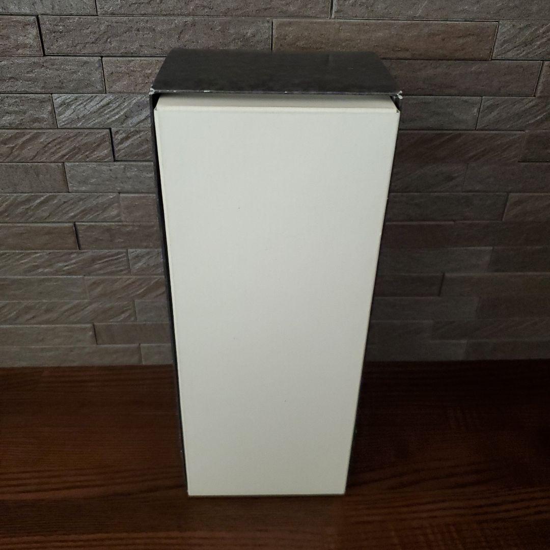 山崎 18年 700ml 空瓶 未洗浄 化粧箱付き