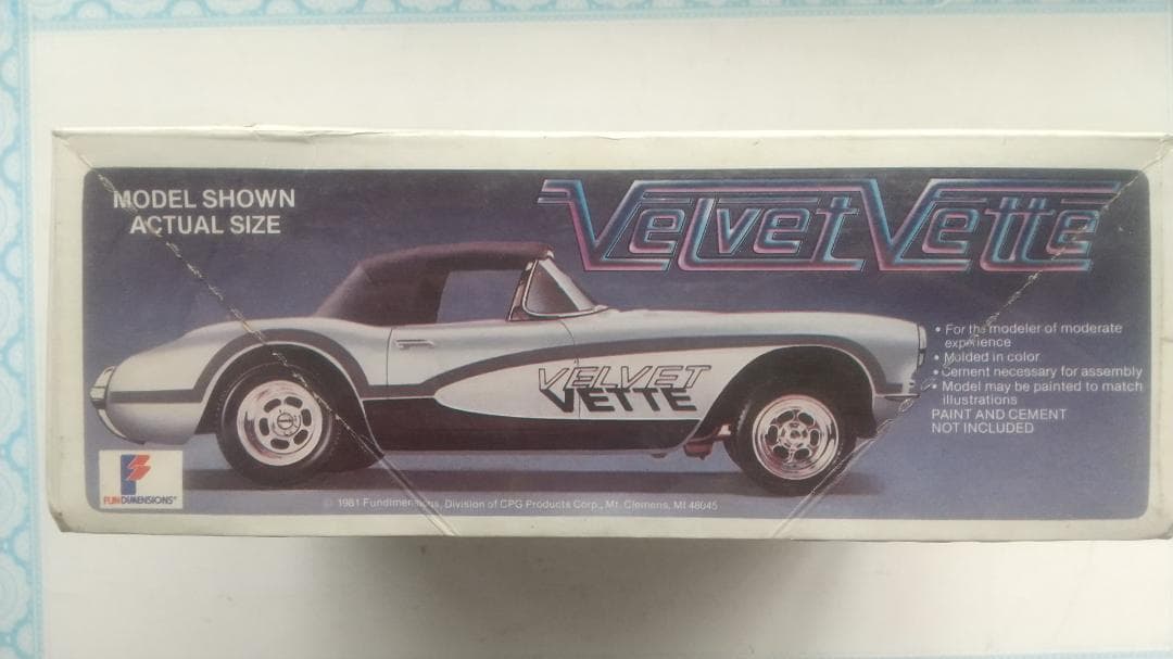 ココ　クラシックカー モデルキット4点セット