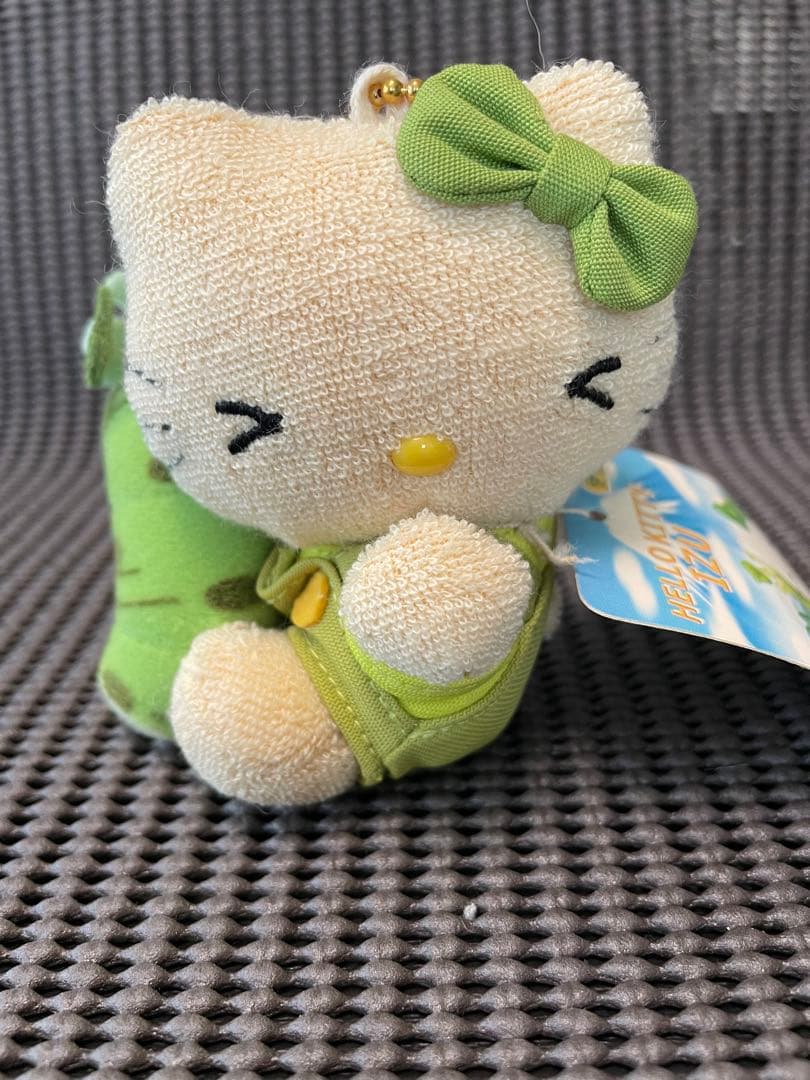 伊豆限定 ご当地 ハローキティ わさび ぬいぐるみ