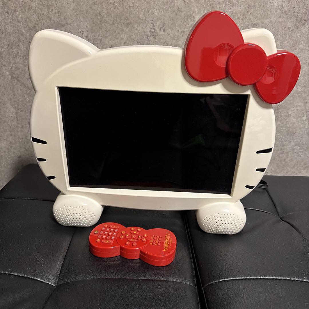 【バラ売り不可】ハローキティ型　液晶テレビ　kitty 地上デジタル　地デジ