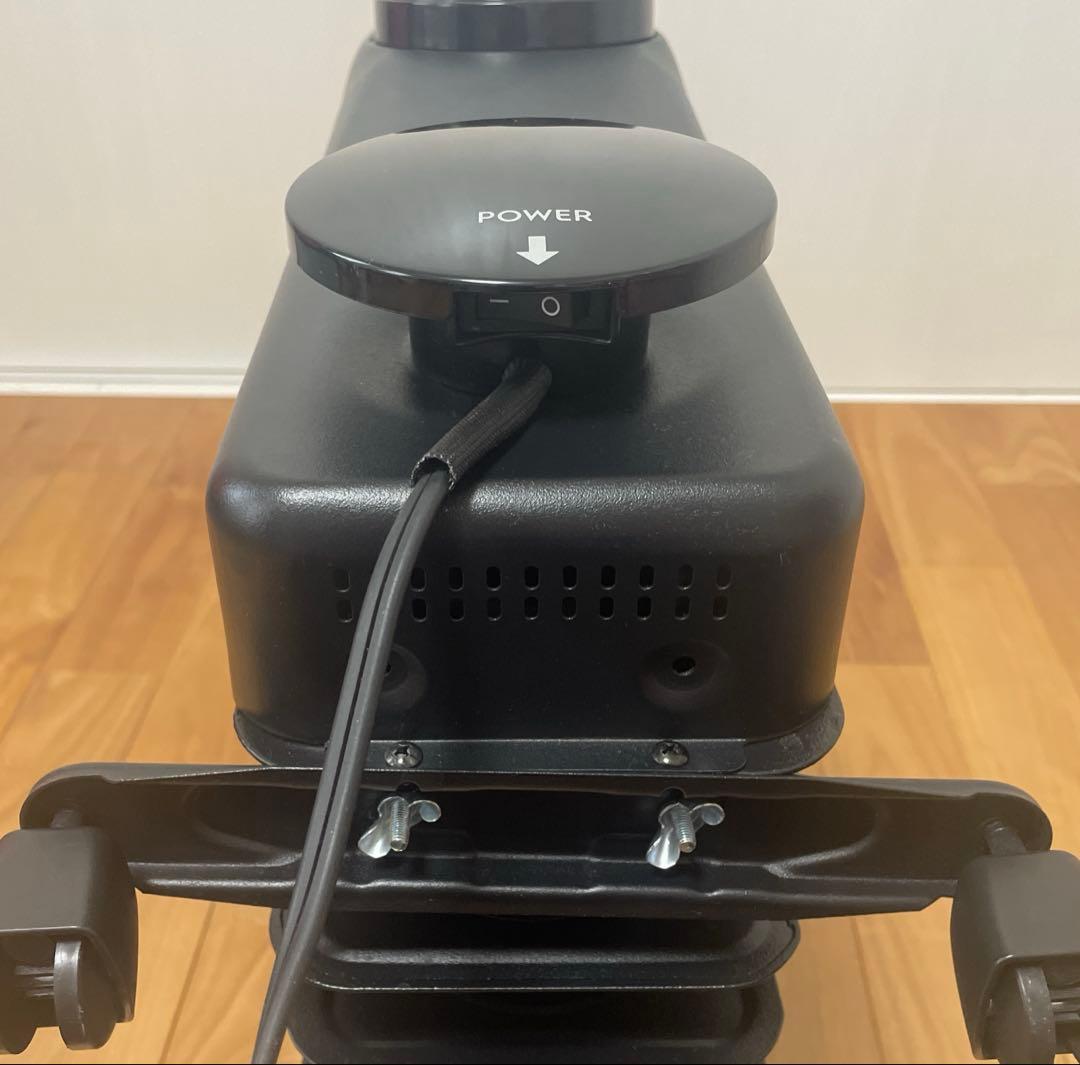 《Electrolux》 コンフォートヒート700 オイルヒーター ‘20年製