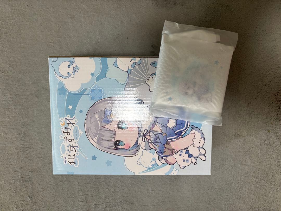 花芽すみれ　5周年記念グッズ、目覚まし時計&クリアマルチケース