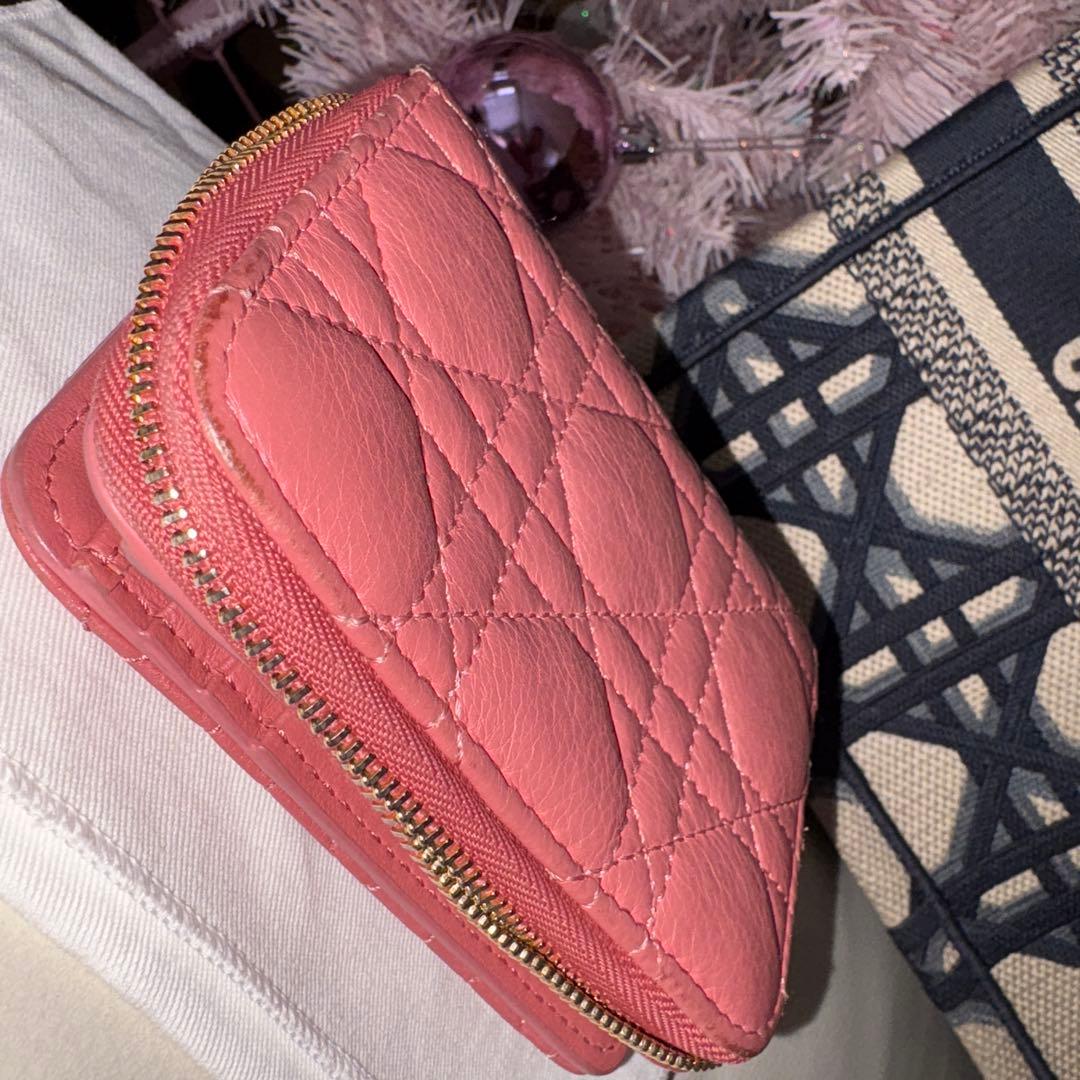cocoDior ローズピンク キルティング 二つ折り財布　カロ