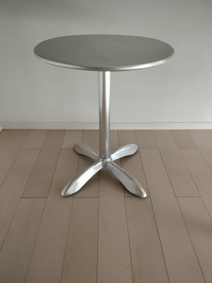 間もなく終了！ダルトンALUMINUMROUND TABLE 60 アルミニウム