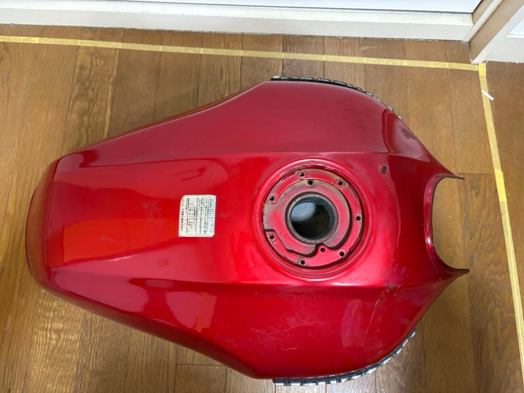 カワサキ　ZRX400 フューエルタンク　コック　ゲージ付き