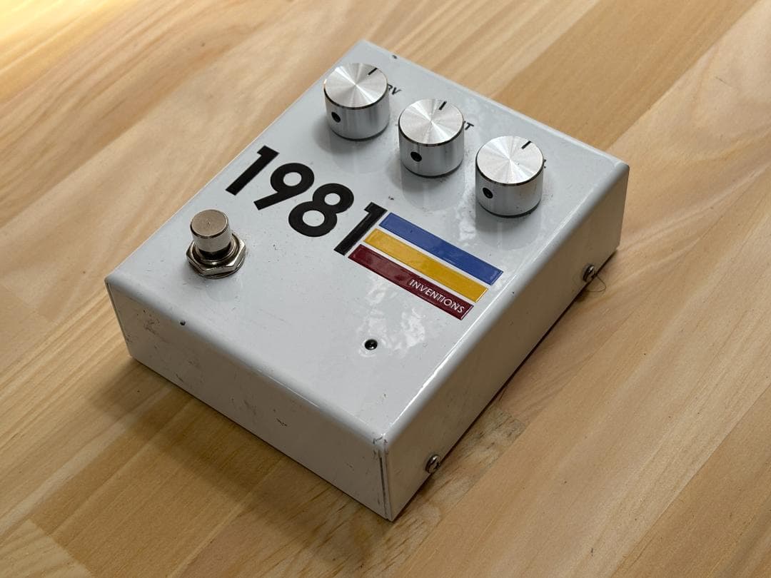 1981 INVENTIONS DRV ギターエフェクター［ RAT 系 歪み］