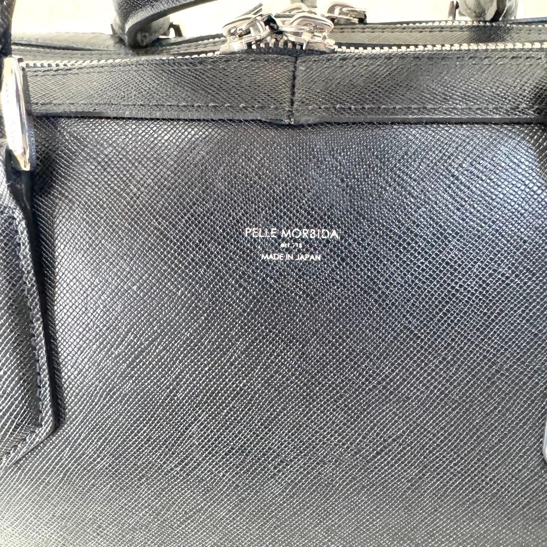 美品 ペッレモルビダ 2室 ブリーフケース ビジネス キャピターノ レザー 黒
