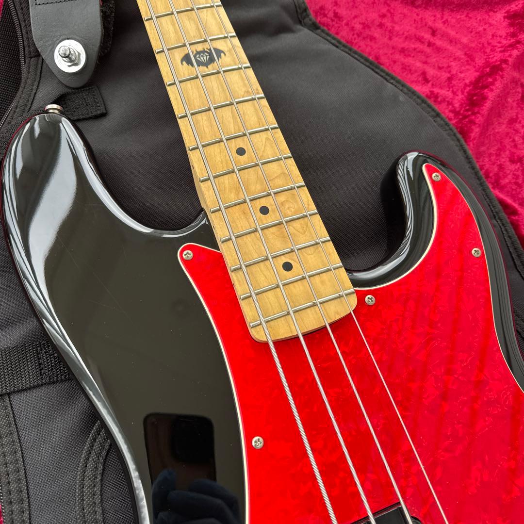 美品 メンテ済 Squier Pete Wentz Precision Bass