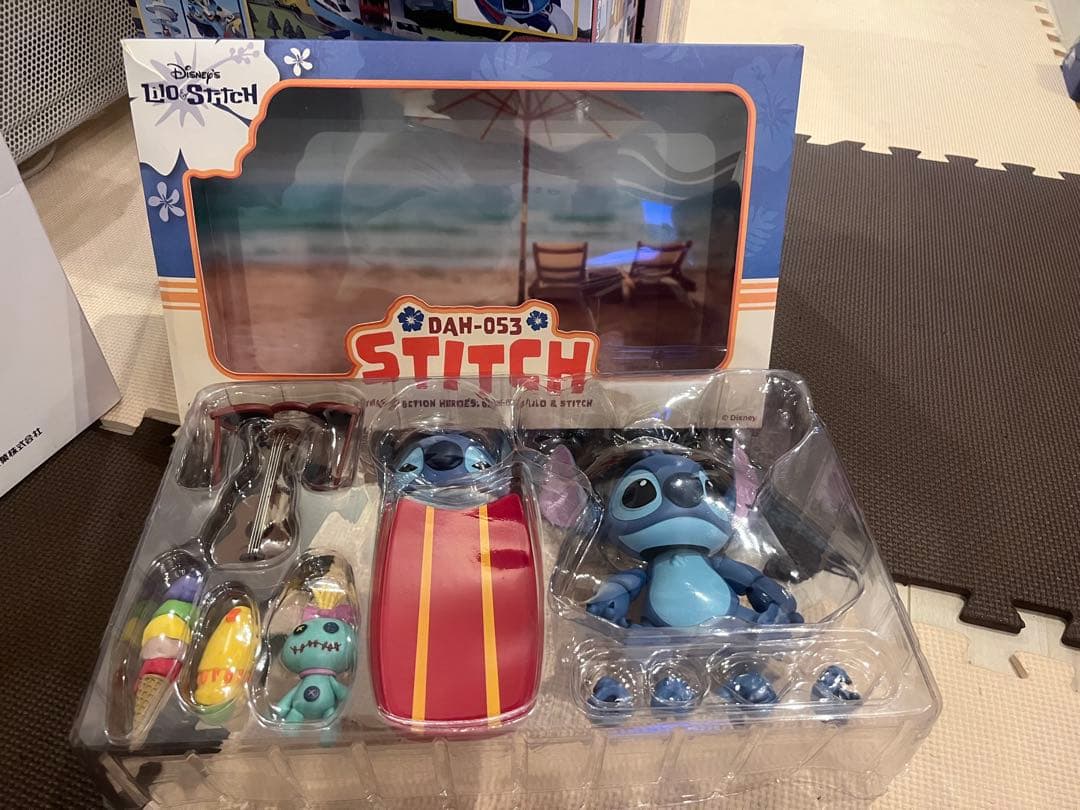 リロ・アンド・スティッチフィギュアセットきせかえスティッチ DAM-053