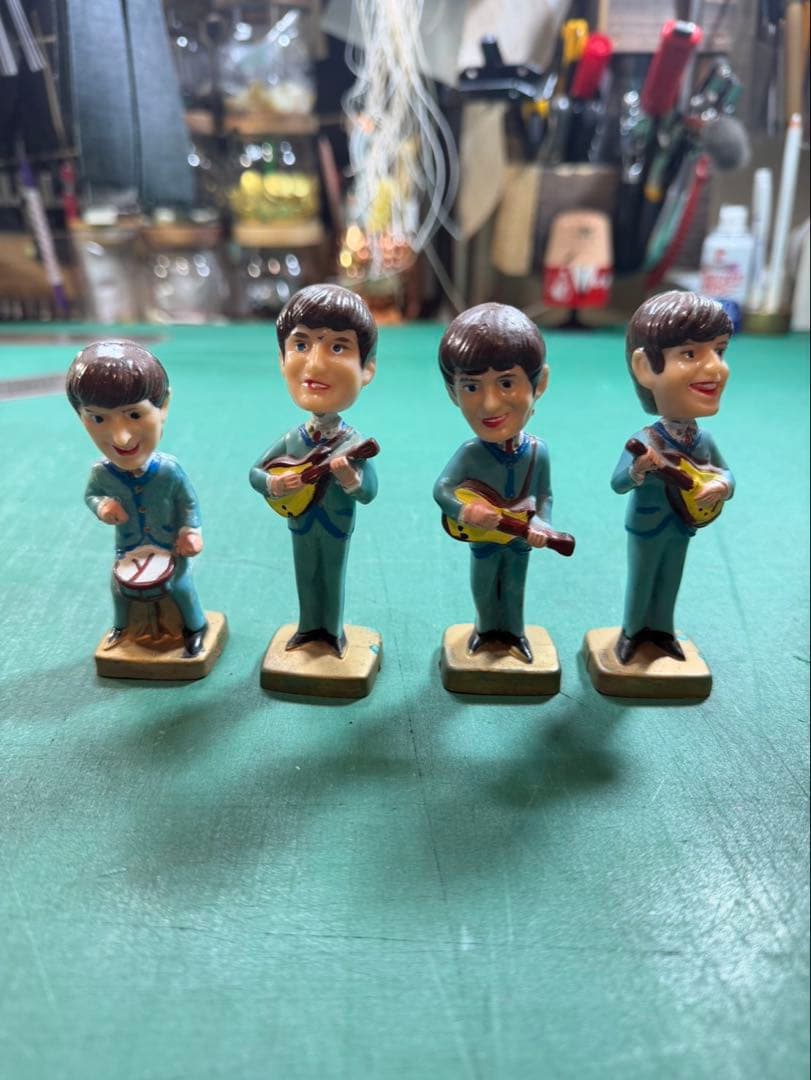 ビートルズ ビンテージ 首振り人形 フィギュア 4体セット プラスチック製