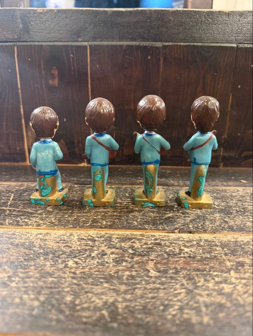 ビートルズ ビンテージ 首振り人形 フィギュア 4体セット プラスチック製