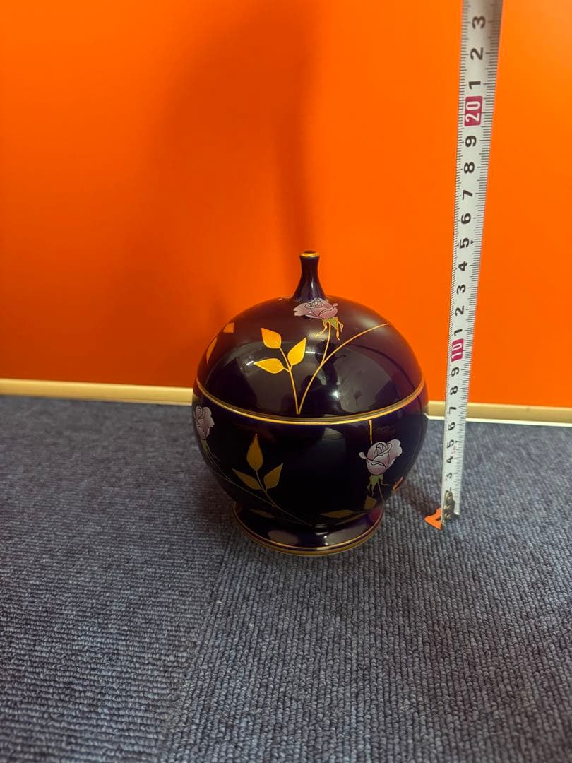 1752 香蘭社　瑠璃薔薇　キャンディーポット　金彩