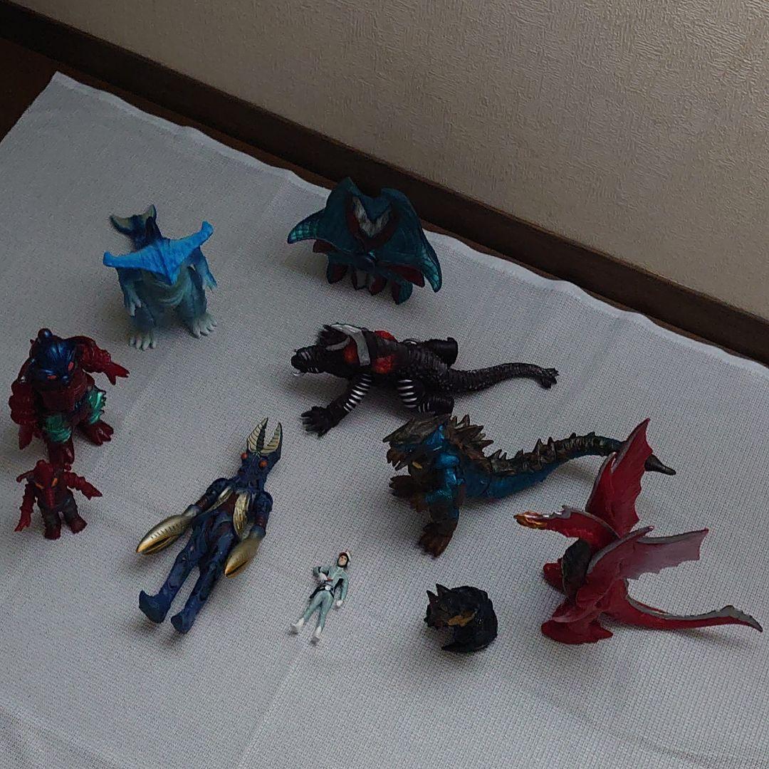 ウルトラマン(隊員、怪獣含)&仮面ライダー他戦隊ものソフビ フィギュア