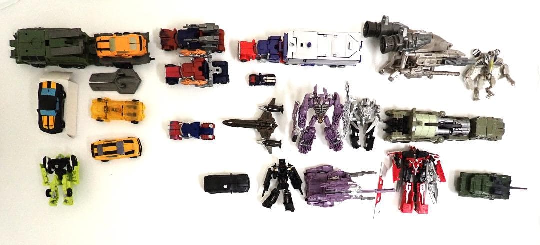 d*9様 中古 トランスフォーマーＣＶコレクションなど19種