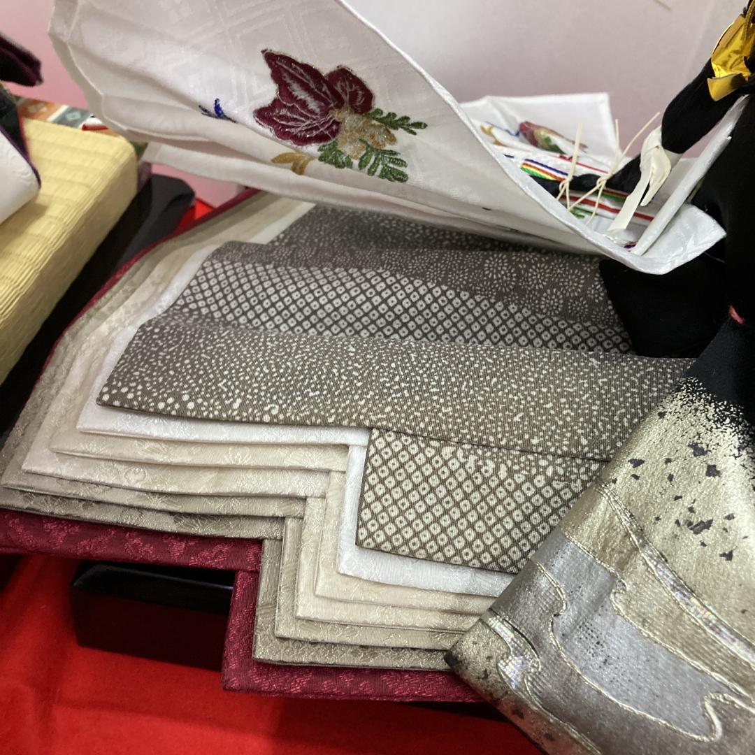 E14ひな人形　訳あり特価　お洒落な黒地の衣装 小十番親王のみ　親王飾り