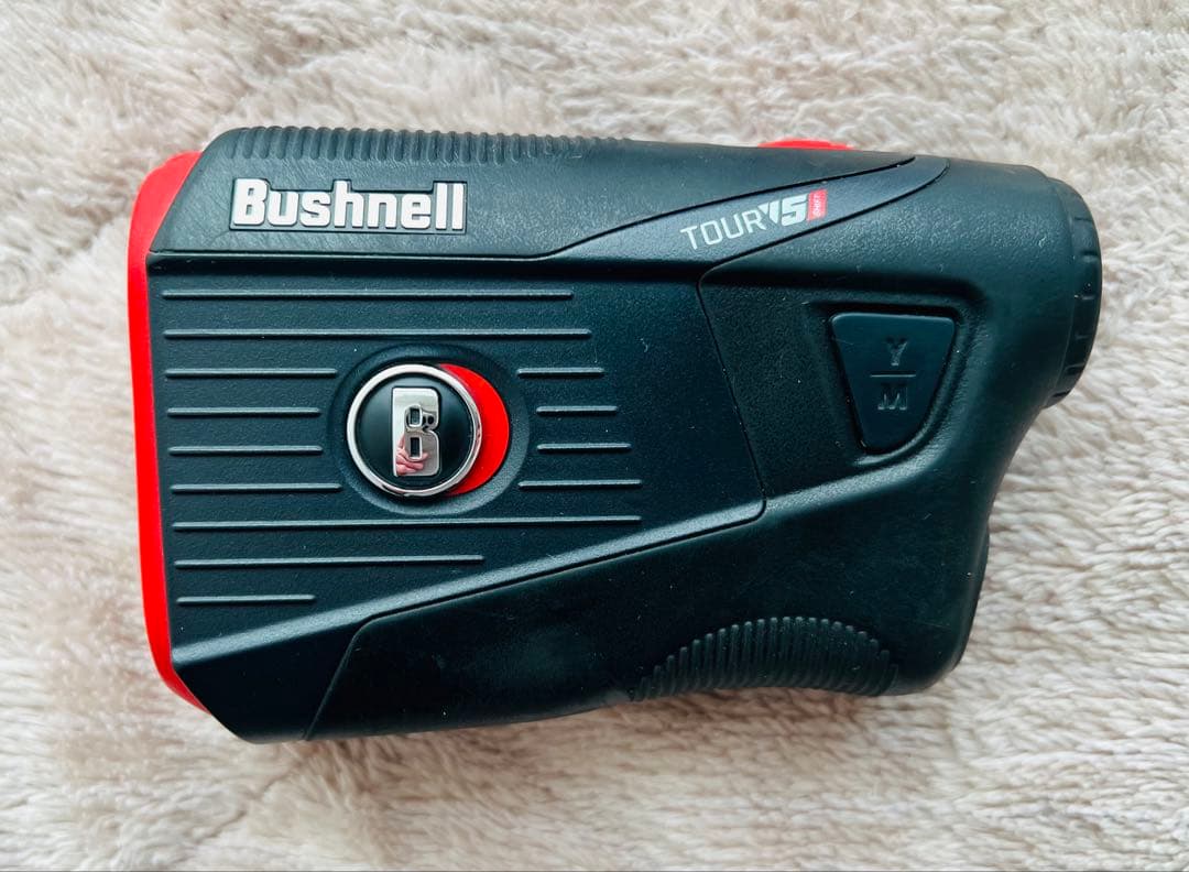 Bushnell Tour V5 Shift スリムジョルト　ゴルフ用距離計です