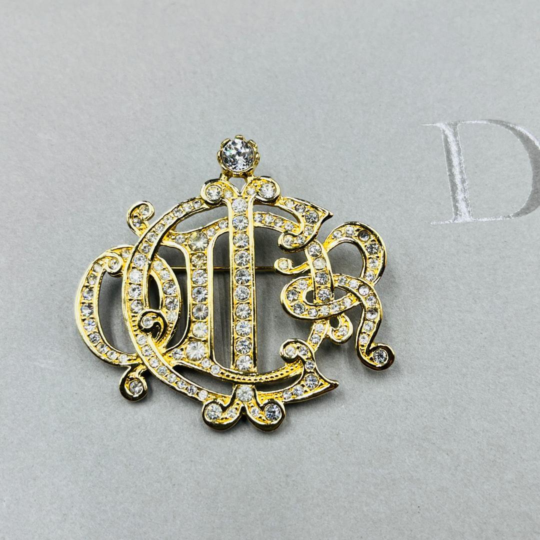 Dior ディオール 旧ロゴ エンブレム ラインストーン ブローチ ゴールド