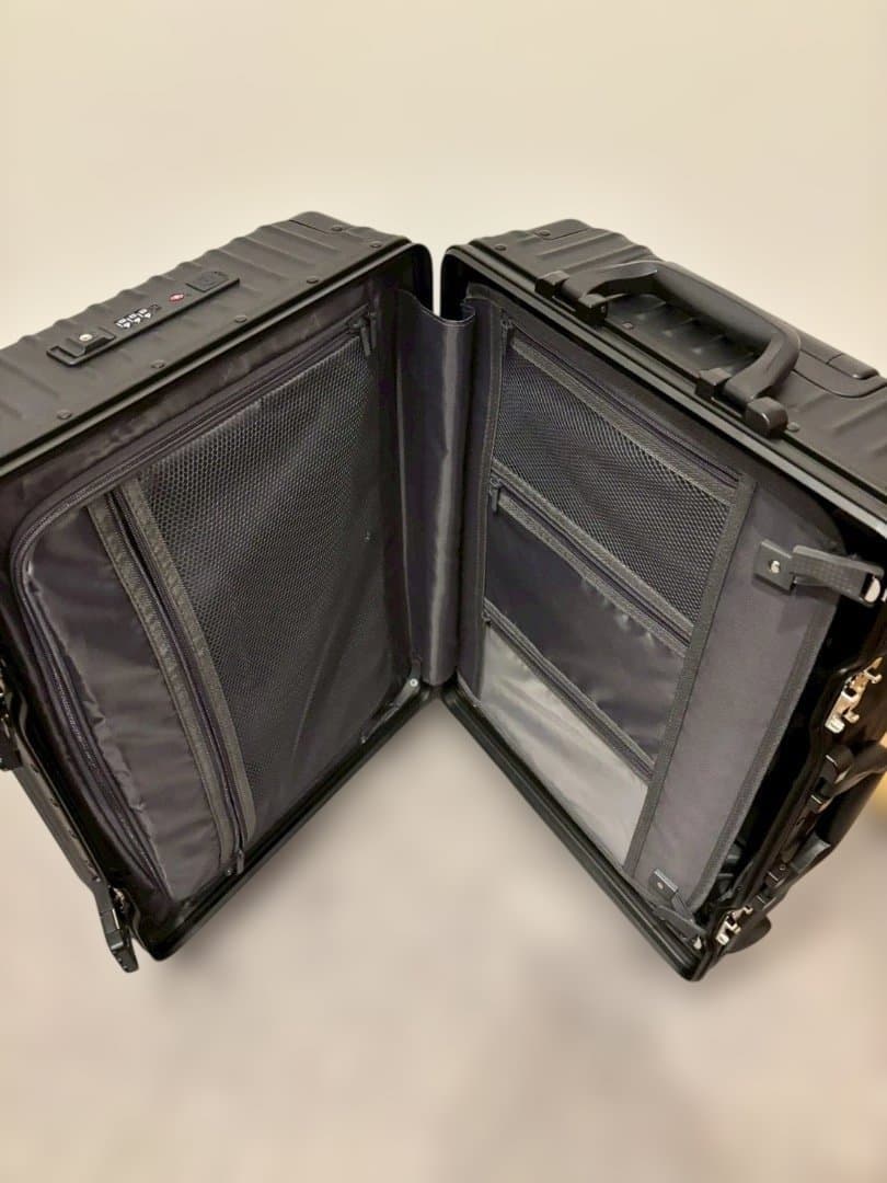 多機能キャリーケース【マットブラックS】B34