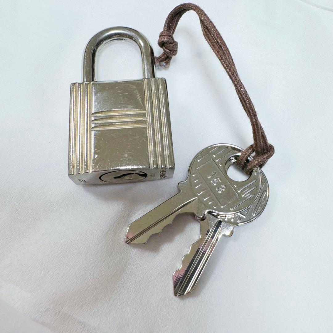 HERMESエルメス　163番カデナ　2本鍵　セット