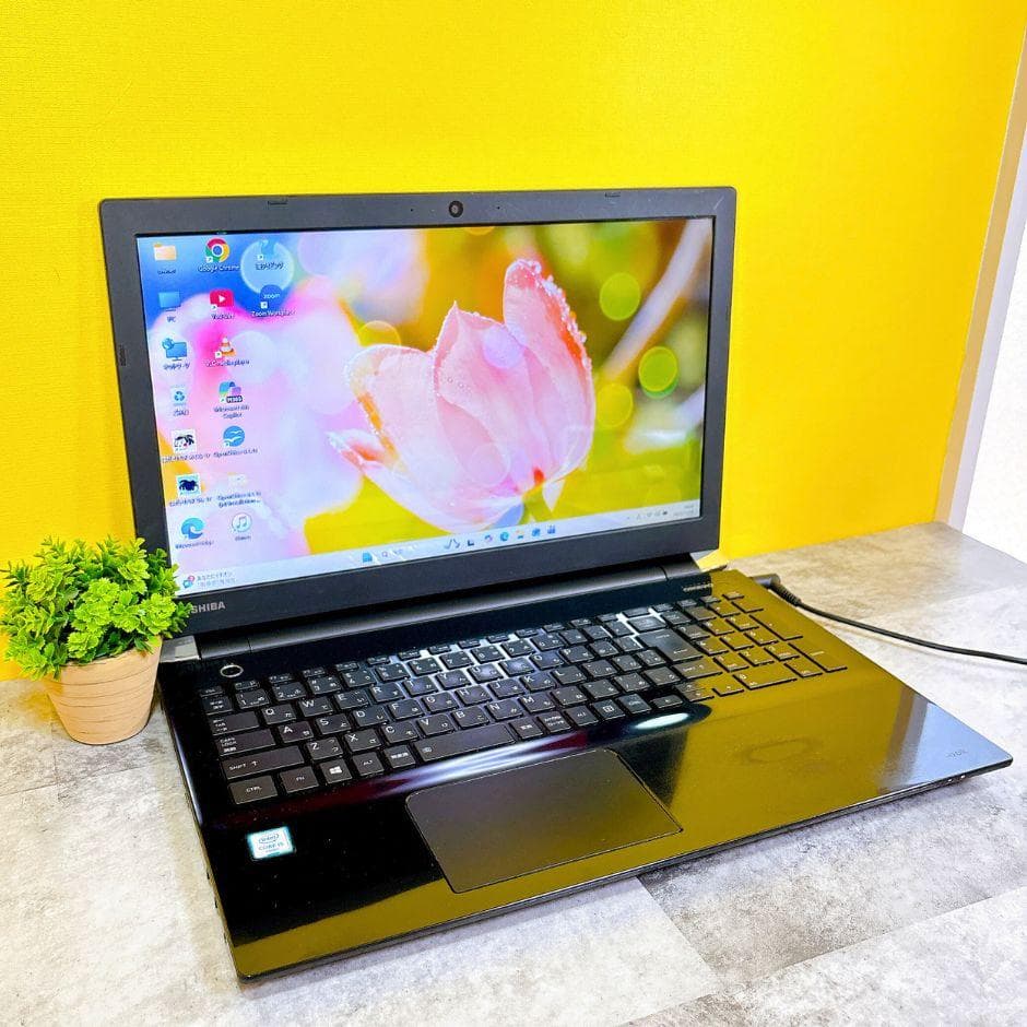 ⅰ5✨SSDでサクサク快適❣人気の黒 カメラ付き 薄型 Win11 仕事や趣味に