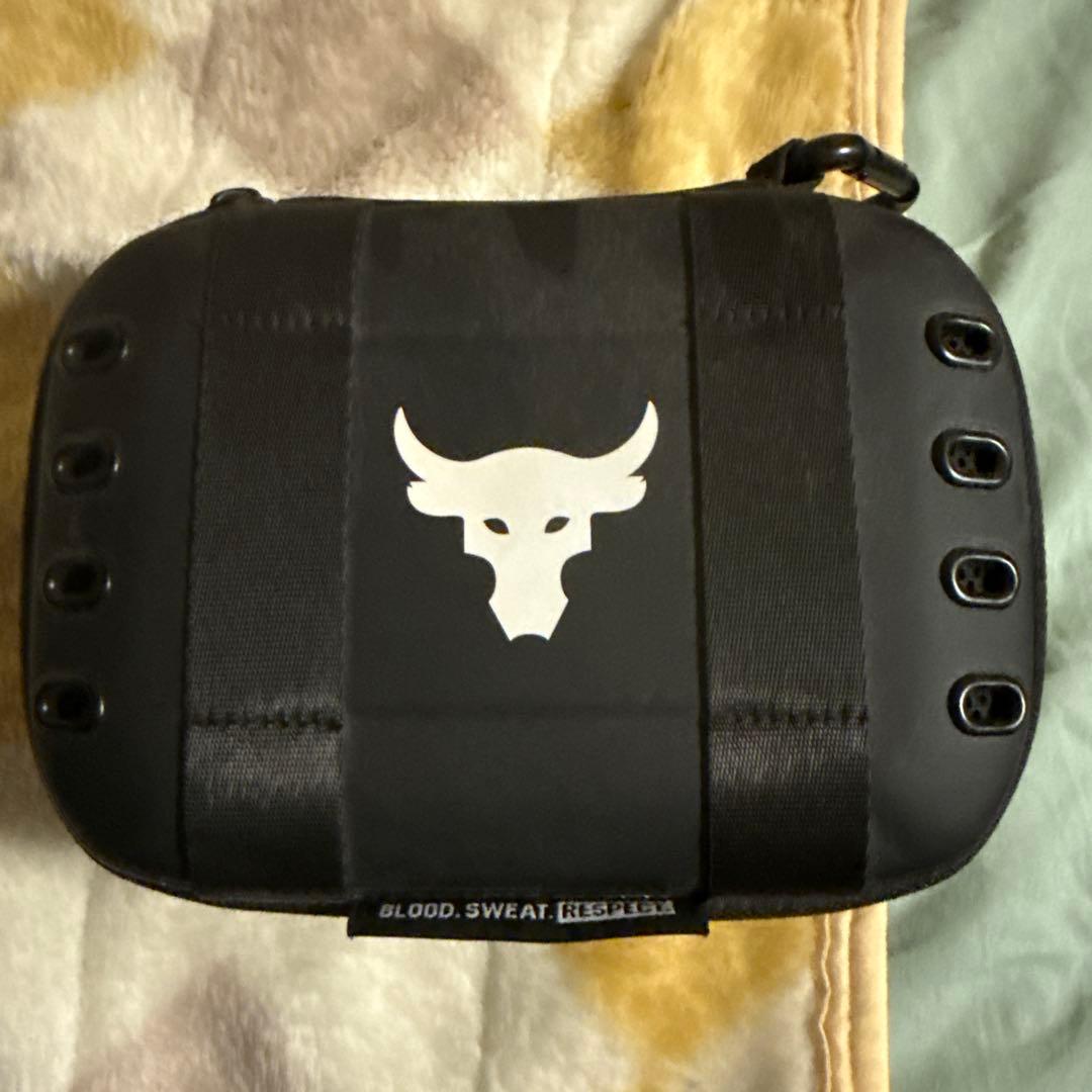 Under Armour ワイヤレスヘッドホン