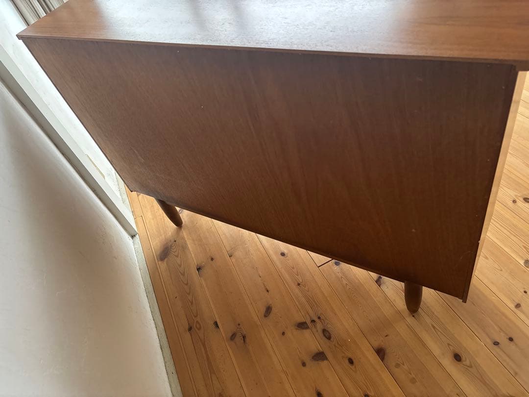 北欧ヴィンテージ　チーク　ガラスキャビネット