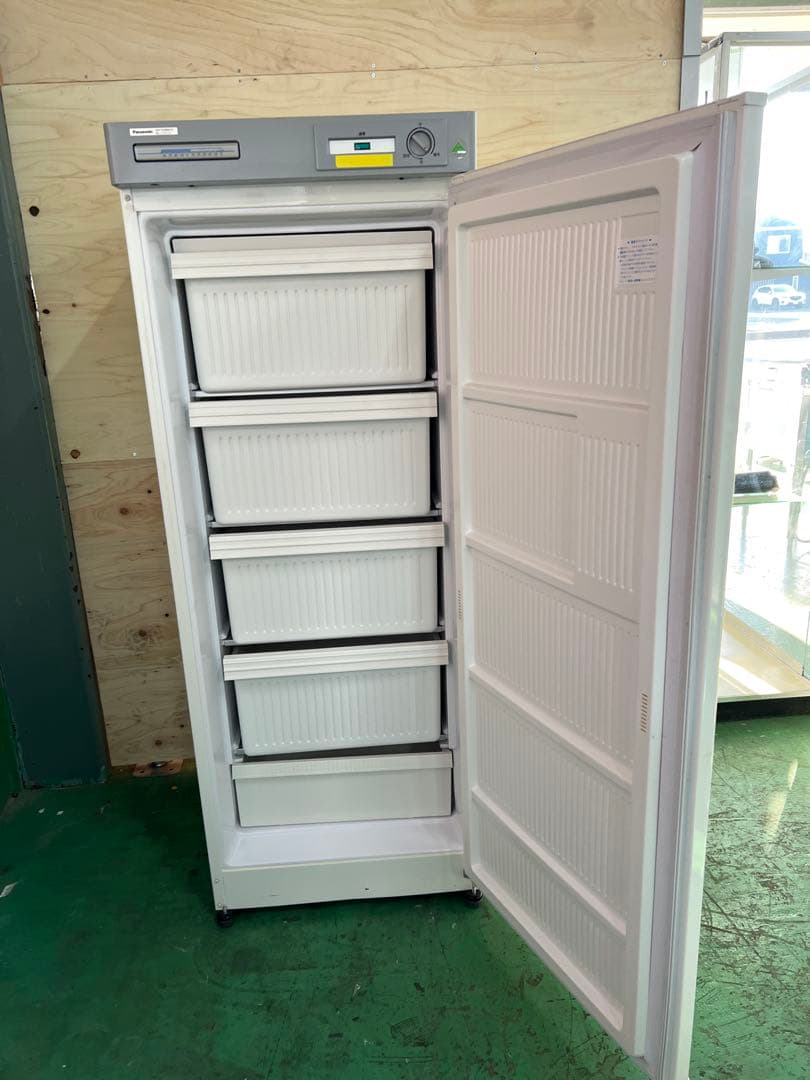 パナソニック冷凍ストッカー ①