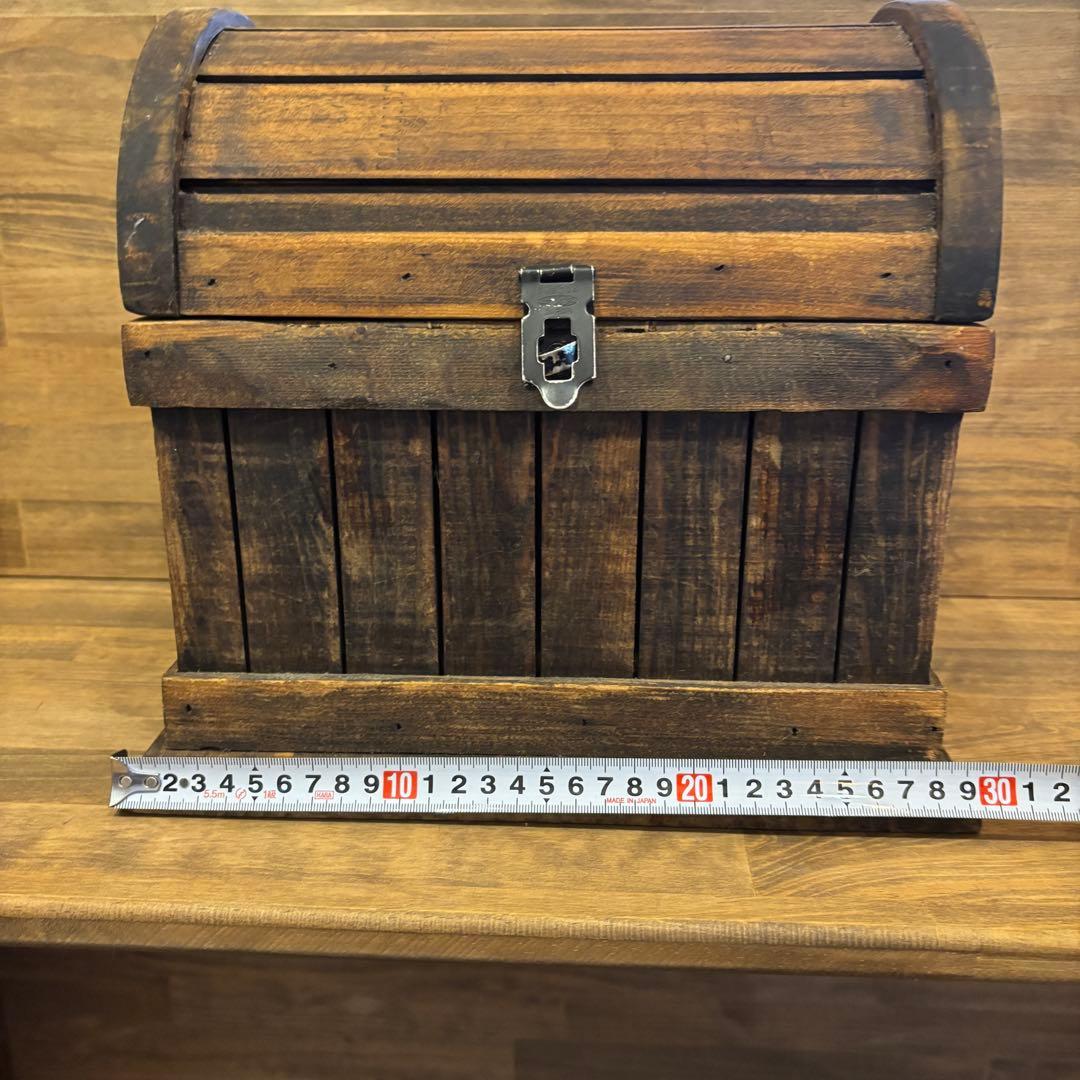 木製トランク アーチ型 蓋付き　宝箱　海賊風