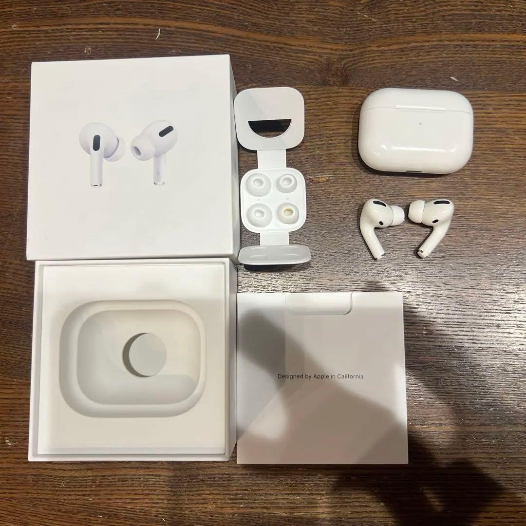 【純正美品‼️】AirPods Pro 充電ケース付き